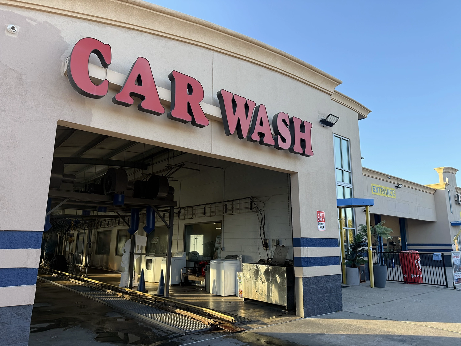 Space Spa Houston location